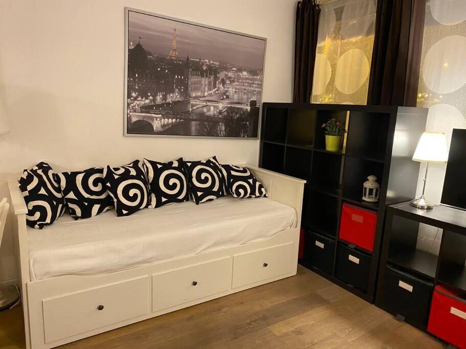 Avenue Louise Apartment Брюксел Екстериор снимка