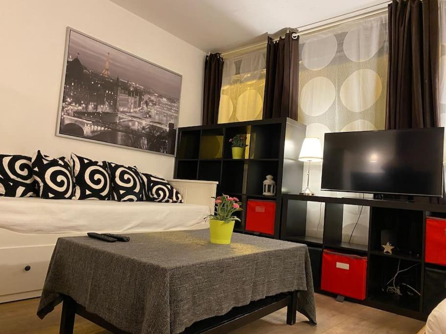 Avenue Louise Apartment Брюксел Екстериор снимка
